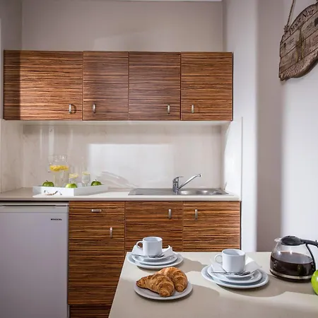 Ammos Boutique Apartments & Suites Hotel