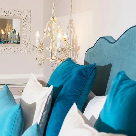 Ammos Boutique Apartments & Suites Hotel 3*
