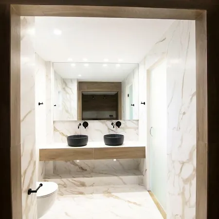 Ammos Boutique Apartments & Suites 3*